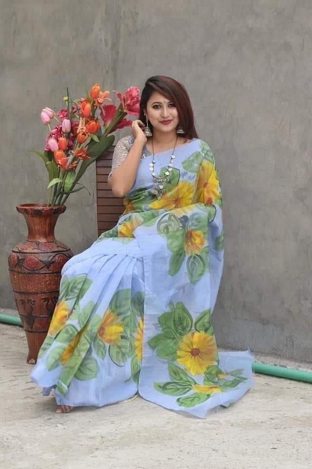 হাফসিল্ক শাড়ী - হ্যান্ডপ্রিন্ট তুলির কাজ - Image 4